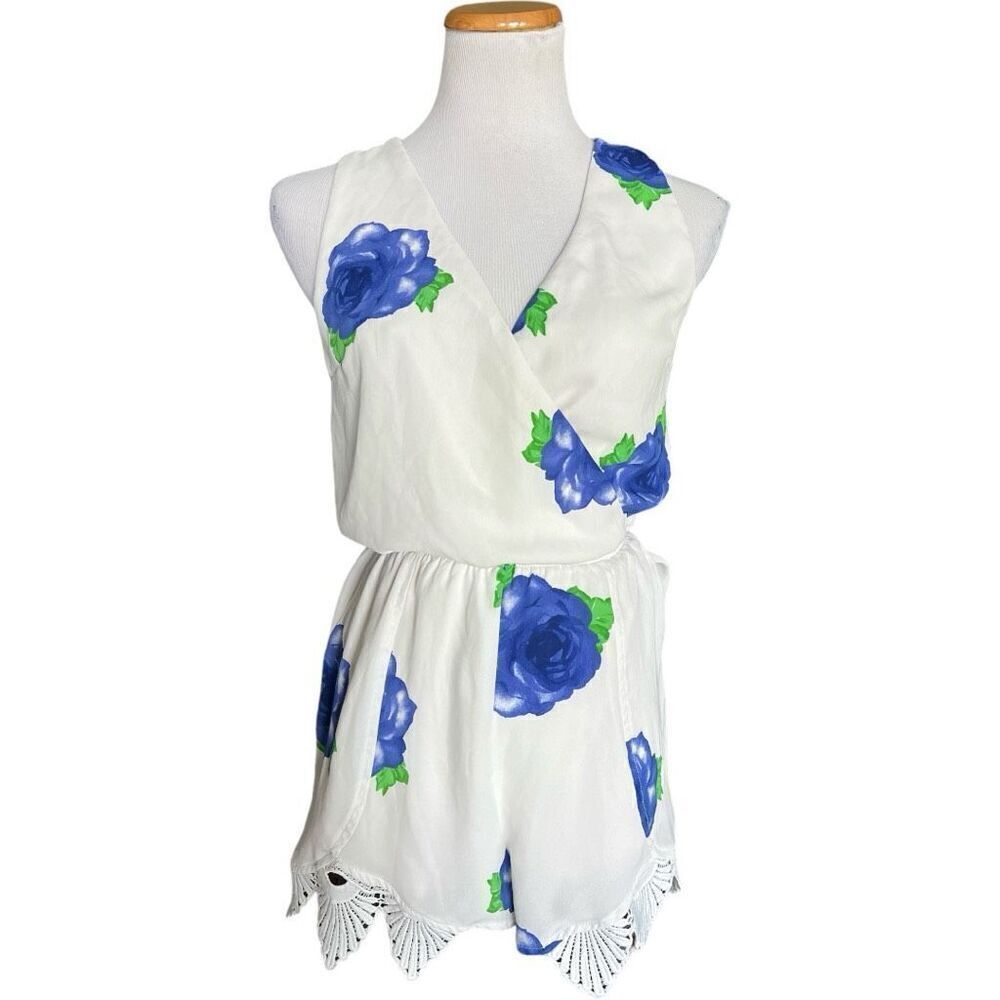 Womens Tea & Cup Los Angeles Blue Rose Floral Print Lace Hem Romper - Sz S